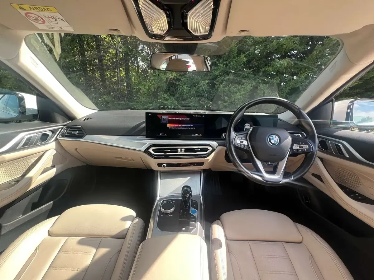 Used BMW i4 Sport Line 250 kW (340 HP) 2022 Alpine white Sedan