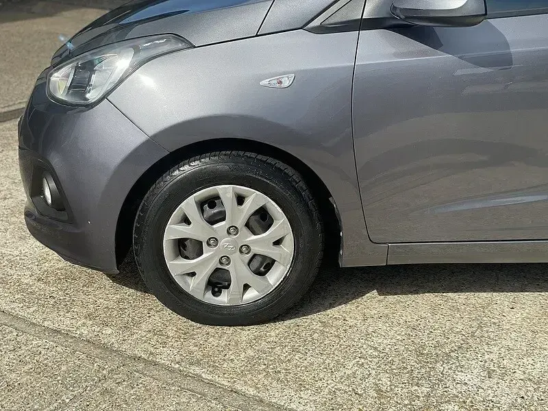 Used Hyundai i10 SE 87 HP (63 kW) 2014 Grey Hatchback