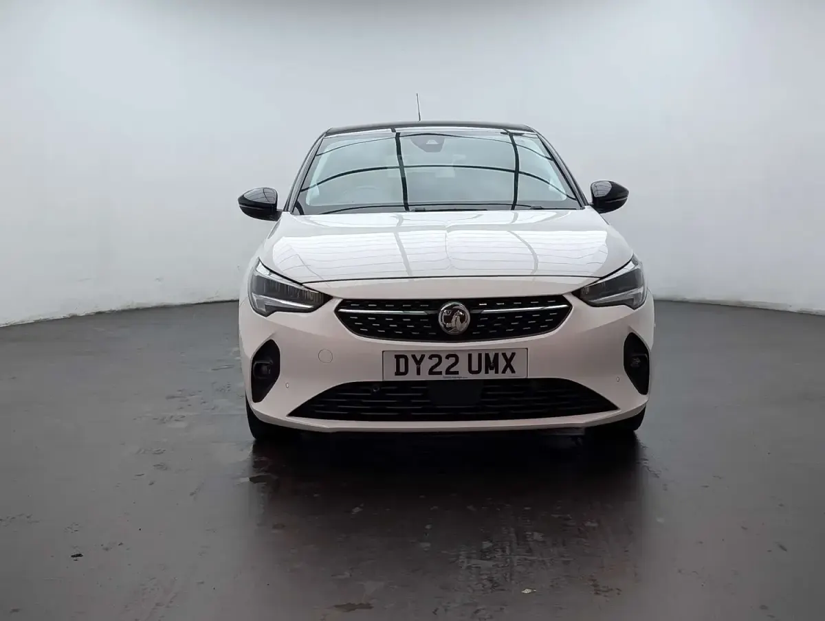 Used Vauxhall Corsa Edition 75 HP (55 kW) 2022 White Hatchback