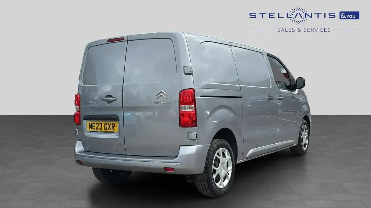Used Citroën Dispatch 142 HP (104 kW) 2023 Grey MPV