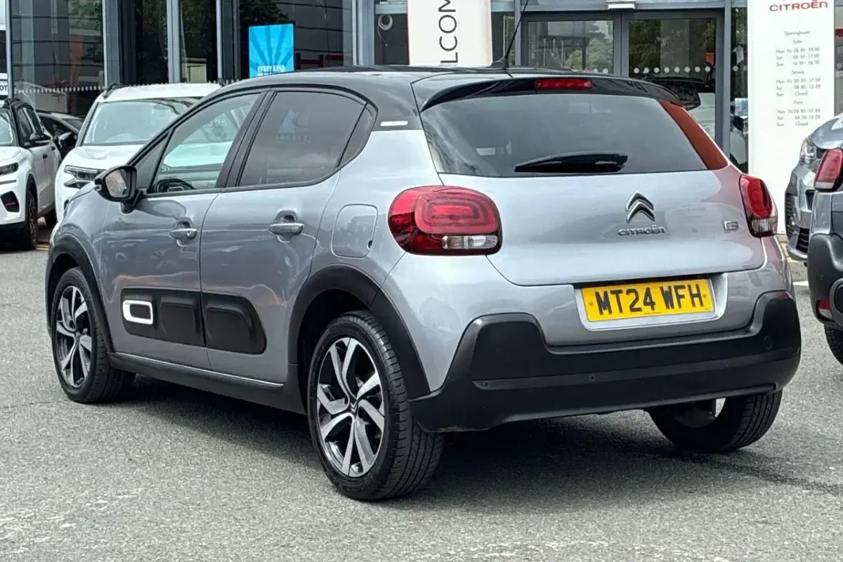 Used Citroën C3 PureTech 108 HP (79 kW) 2024 Grey Hatchback