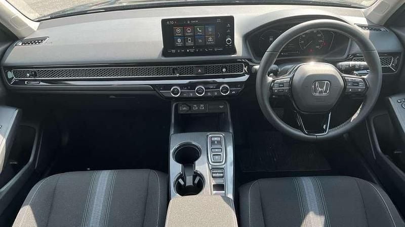 Used Honda Civic Elegance 182 HP (133 kW) 2025 Premium paint  crystal black  Hatchback