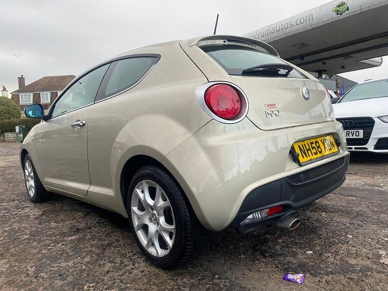 Gebraucht Alfa Romeo MiTo 78 PS (57 kW) 2017 Beige Kleinwagen