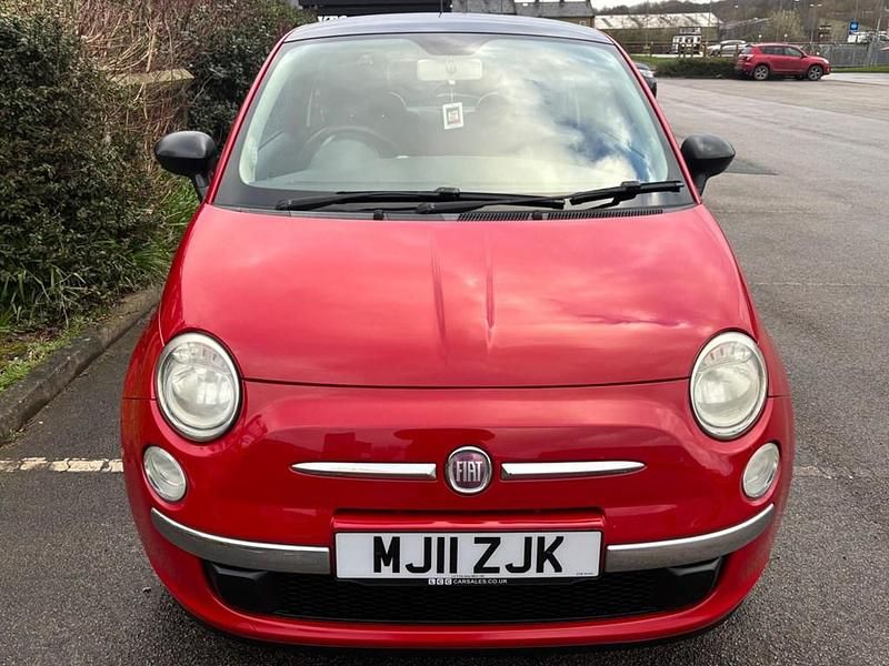 Used Fiat 500 Lounge 69 HP (50 kW) 2011 Red Hatchback