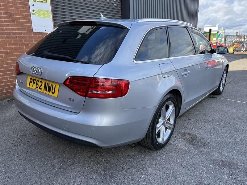 Used Audi A4 Design 143 HP (105 kW) 2012 Silver Estate