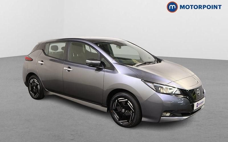 Used 2025 Nissan Leaf Acenta Hatchback | £10,349 (Good price) - Image 1/4