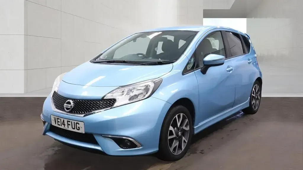Used Nissan Note Acenta Premium 80 HP (58 kW) 2014 Blue Hatchback