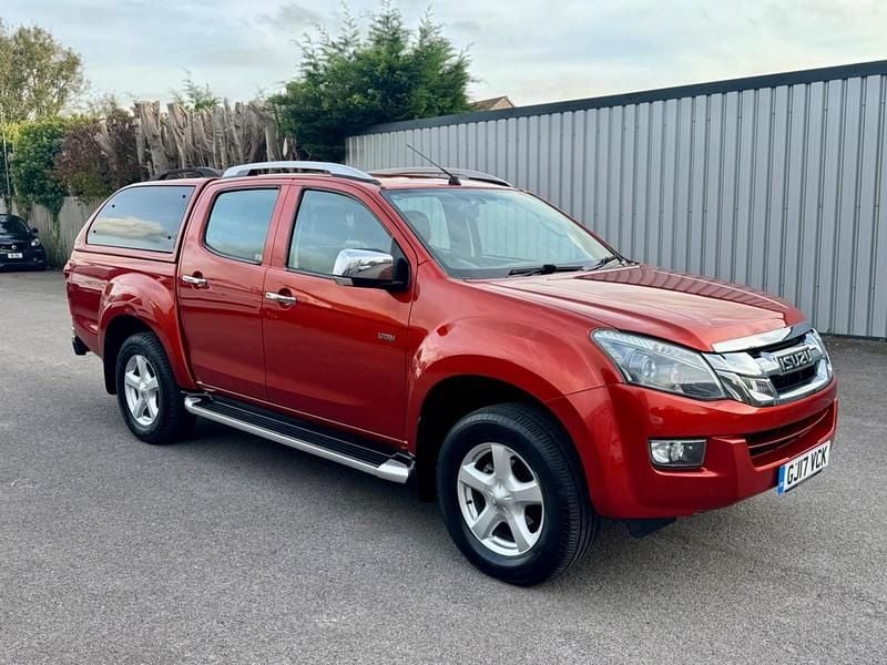 Red Used 2017 Isuzu D-Max Pickup | £8,950 (Fair price) - Image 1/4