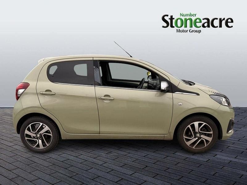 Used Peugeot 108 Collection 72 HP (52 kW) 2020 Green Hatchback