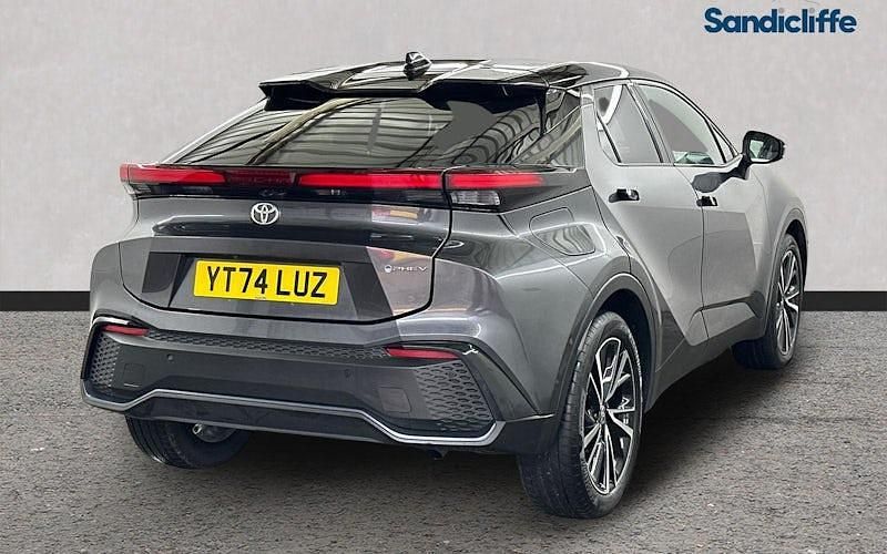 Used Toyota C-HR 223 HP (164 kW) 2024 Grey SUV