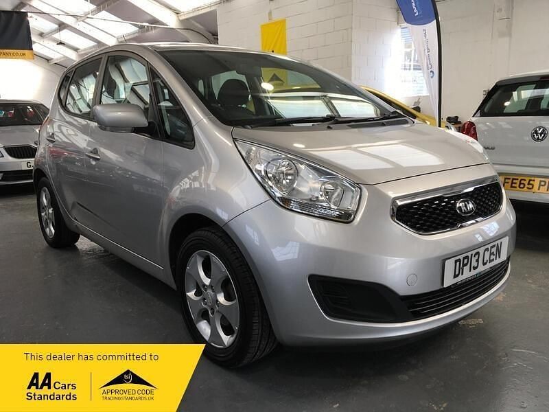 Used Kia Venga 90 HP (66 kW) 2013 Silver Hatchback