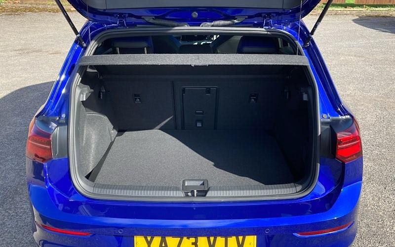 Used VW Golf VIII R 320 HP (235 kW) 2023 Blue Hatchback