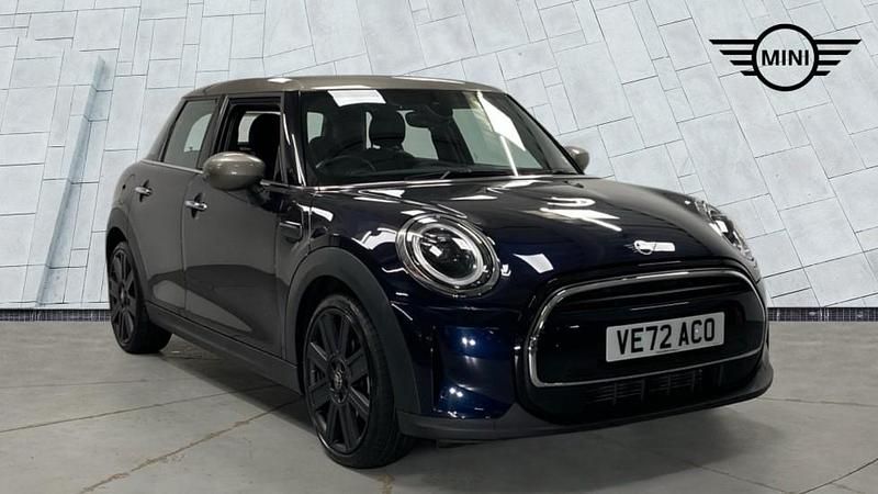 Used Mini Cooper Exclusive 134 HP (98 kW) 2022 Black Hatchback