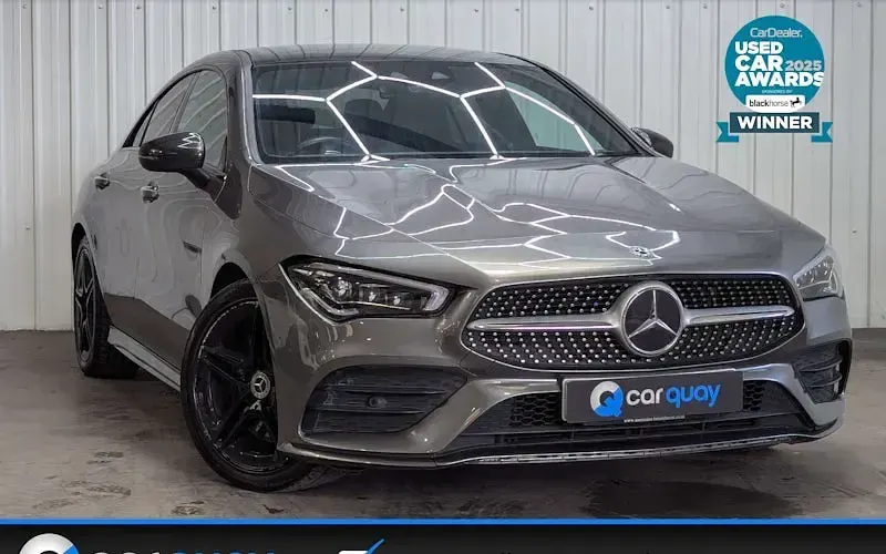 Usado Mercedes CLA220 AMG Line Premium Plus 190 HP (139 kW) 2019 Sedan