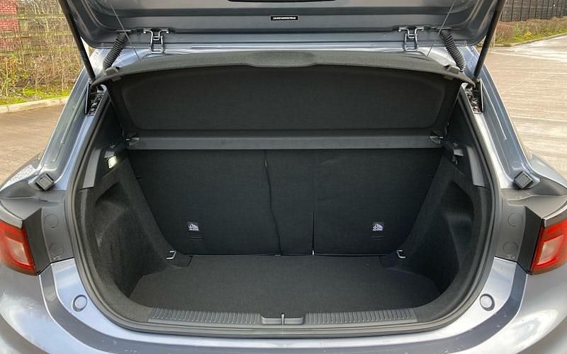 New MG MG3 Trophy 194 HP (142 kW) 2025 Silver Hatchback