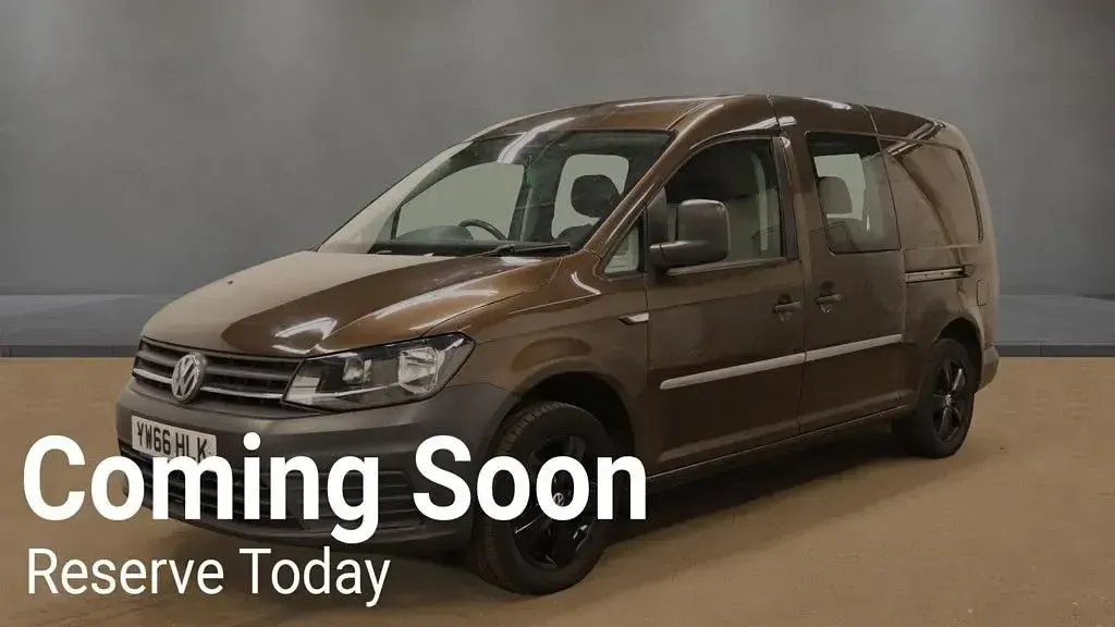 Used VW Caddy Maxi 102 HP (75 kW) 2017 Brown MPV