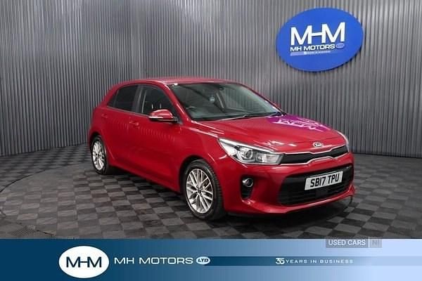 Used Kia Rio 89 HP (65 kW) 2017 Red Hatchback