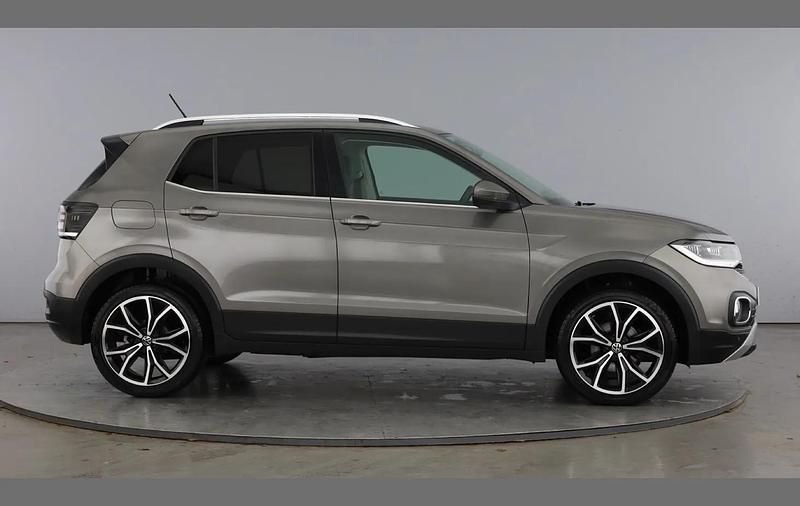 Used VW T-Cross SEL 110 HP (80 kW) 2021 Grey SUV