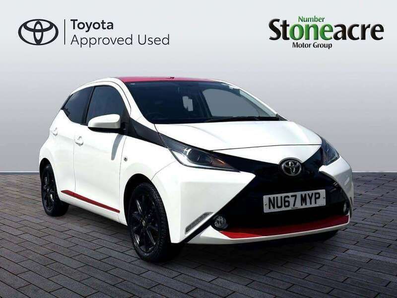 White Used 2018 Toyota Aygo x-press Hatchback | £8,000 (Good price) - Image 1/4