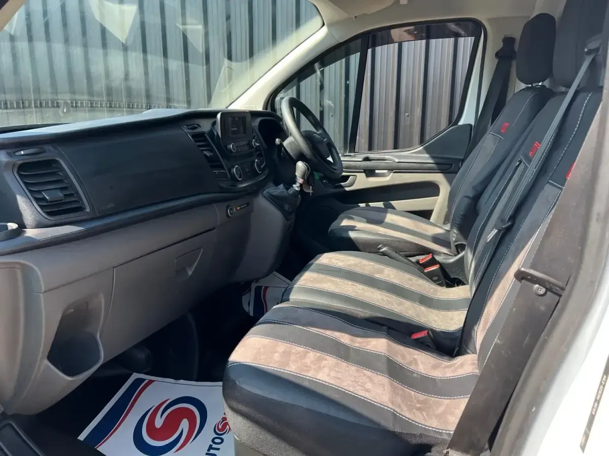 Usado Ford Transit Custom S 130 HP (95 kW) 2020 Branco Van
