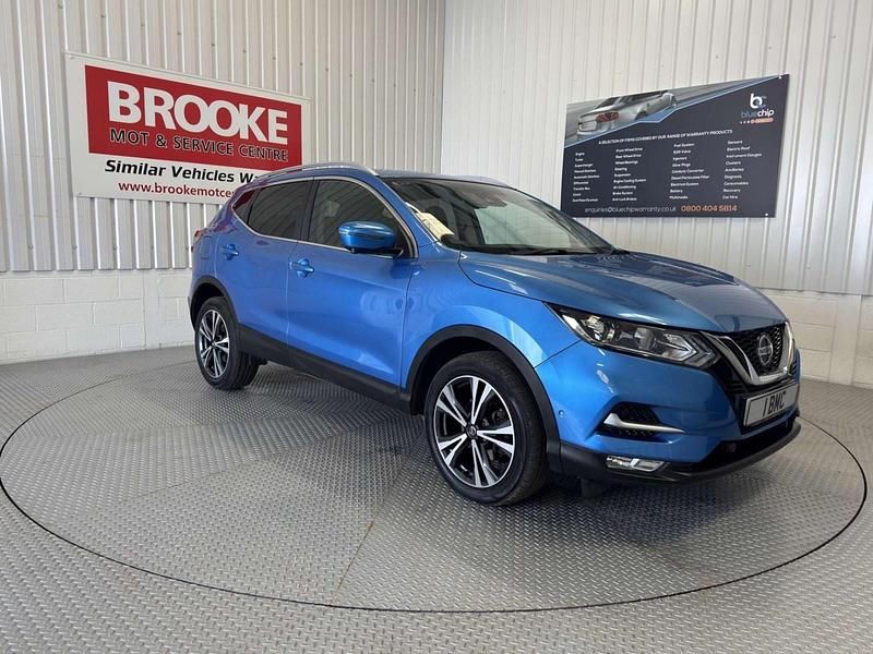 Blue Used 2019 Nissan Qashqai N-Connecta SUV | £13,090 (Fair price) - Image 1/2