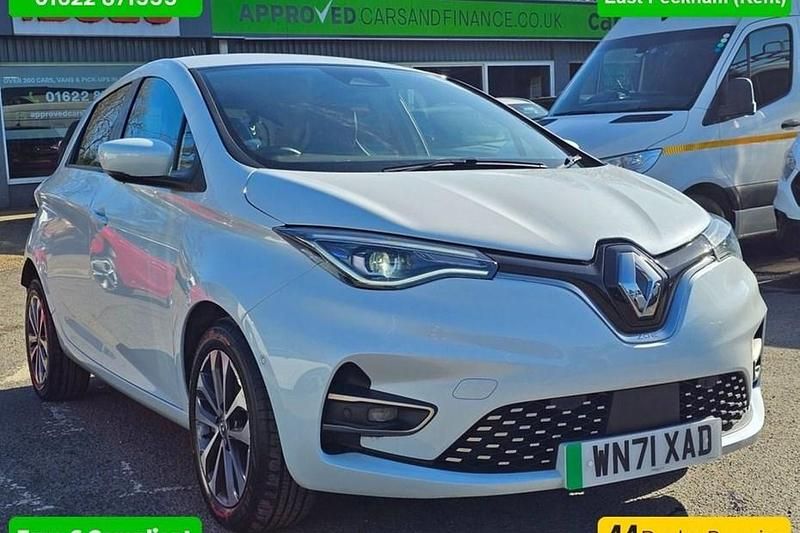 Used Renault Zoe GT-Line 100 kW (136 HP) 2021 White Hatchback