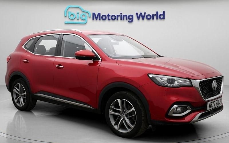 Used MG HS Excite 162 HP (119 kW) 2023 Red SUV