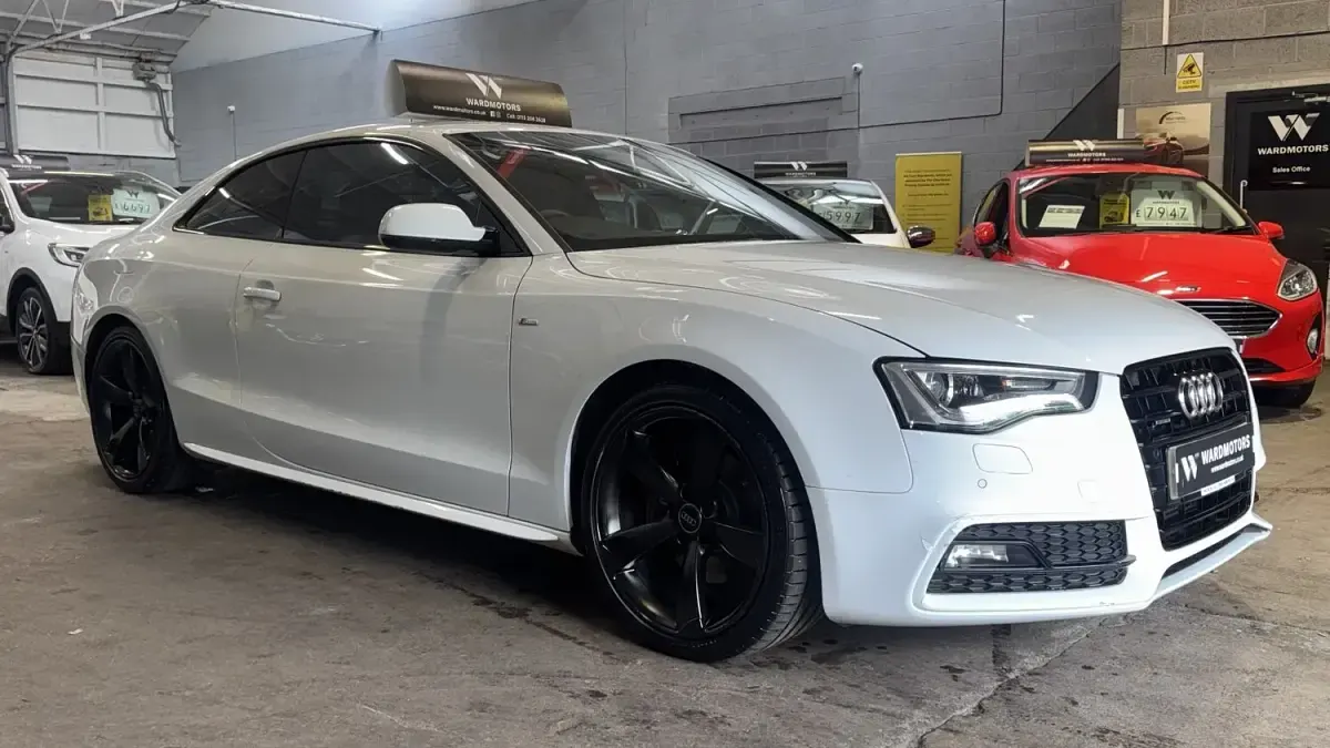 Used Audi A5 Black Edition 245 HP (180 kW) 2014 White Coupe