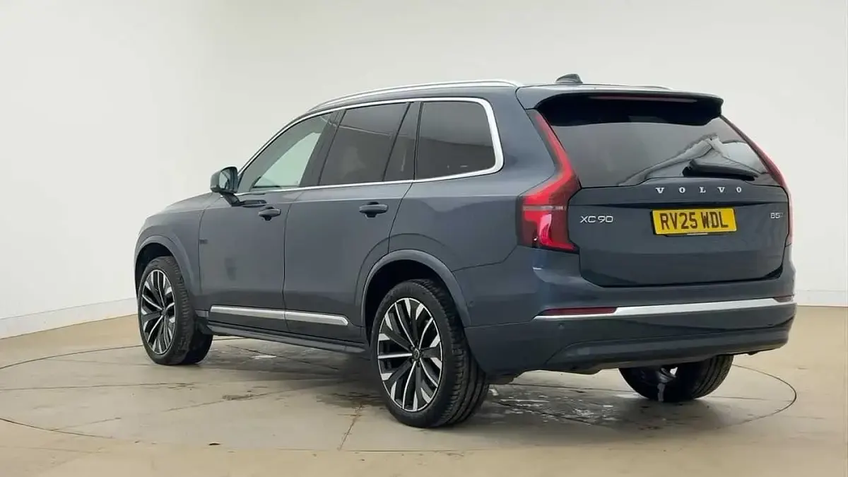 Used Volvo XC90 Ultra 455 HP (334 kW) 2025 Blue SUV