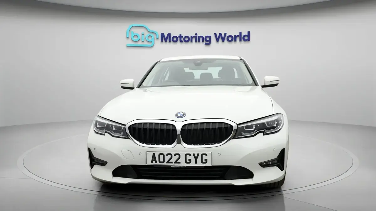 Used BMW 330 288 HP (211 kW) 2022 Sedan