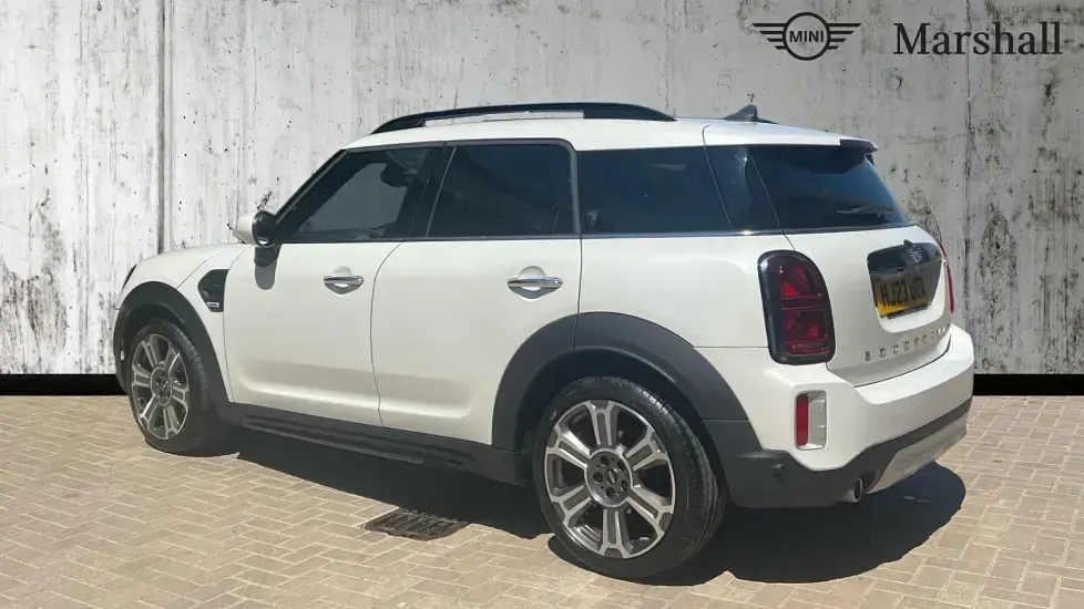 Used Mini Cooper Countryman Exclusive 134 HP (98 kW) 2023 White SUV