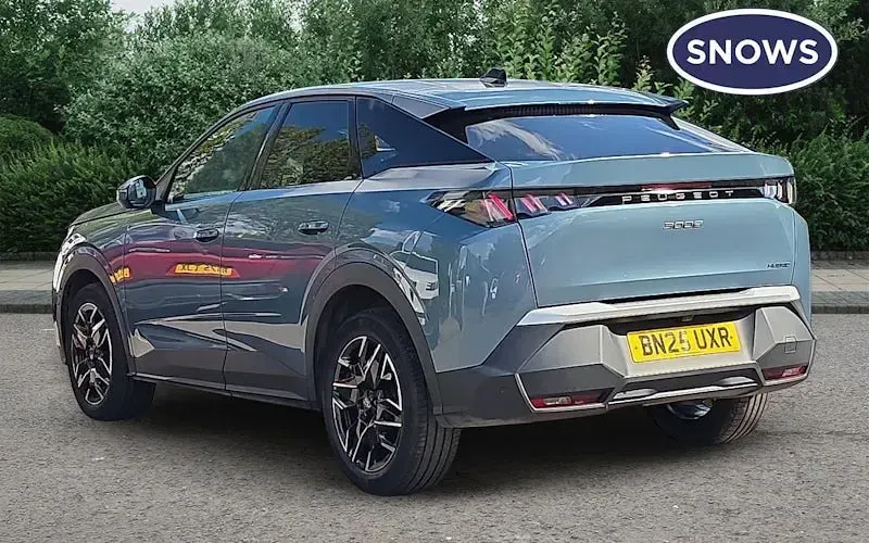 Used Peugeot 3008 Allure 136 HP (100 kW) 2024 Blue SUV