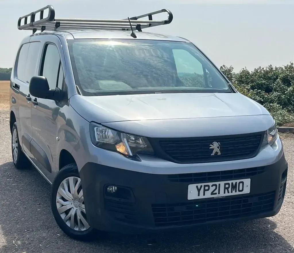Used Peugeot Partner 131 HP (96 kW) 2021 MPV