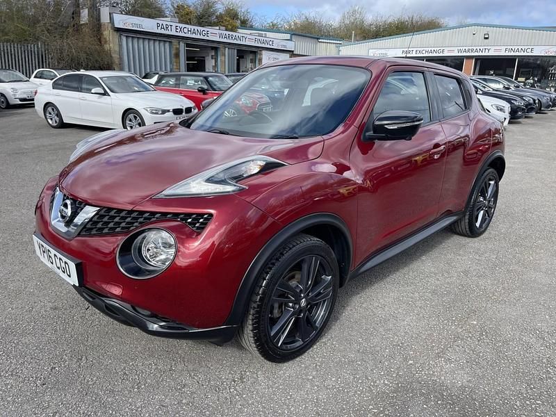 Used Nissan Juke Tekna 115 HP (84 kW) 2016 Red SUV