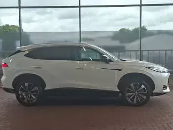 Used MG HS Trophy 299 HP (219 kW) 2025 White SUV