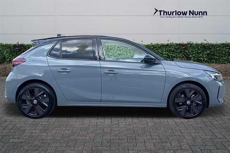 Used Vauxhall Corsa-e Ultimate 100 kW (136 HP) 2025 Graphic grey Hatchback