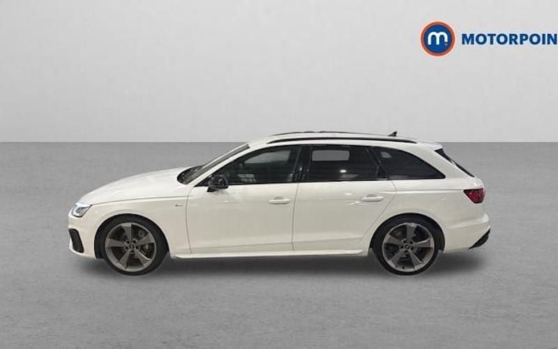 Used Audi A4 Black Edition 204 HP (150 kW) 2025 Estate