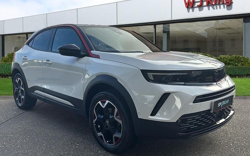 White Used 2022 Vauxhall Mokka SRi SUV | £15,335 (Fair price) - Image 1/3