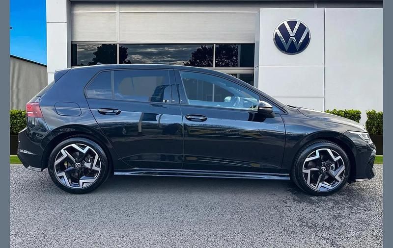 Used VW Golf VIII R-line 147 HP (108 kW) 2025 Black Hatchback