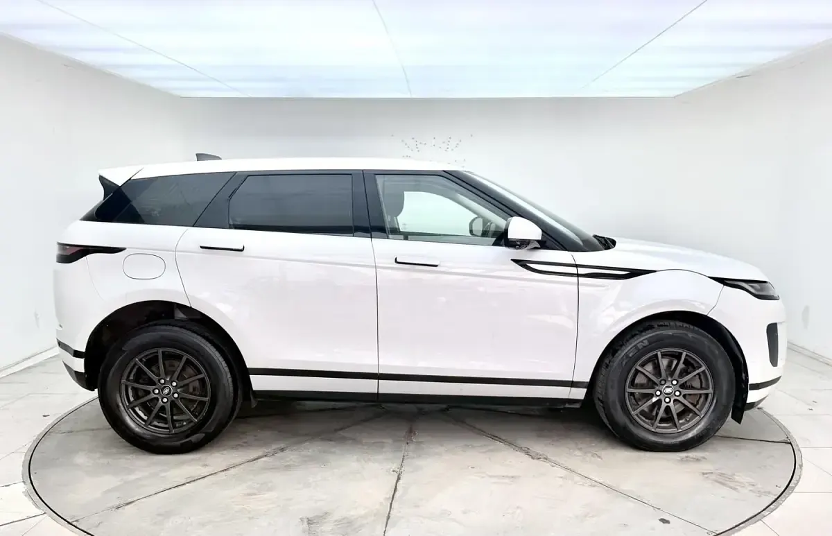 Used Land Rover Range Rover evoque 2021 White SUV