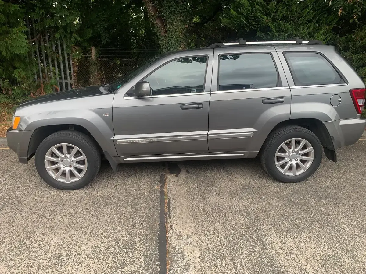 Used Jeep Grand Cherokee Overland 218 HP (160 kW) 2007 Grey SUV