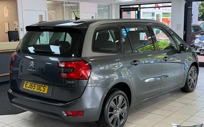 Usado Citroën C4 SpaceTourer Exclusive 120 HP (88 kW) 2016 Monovolume