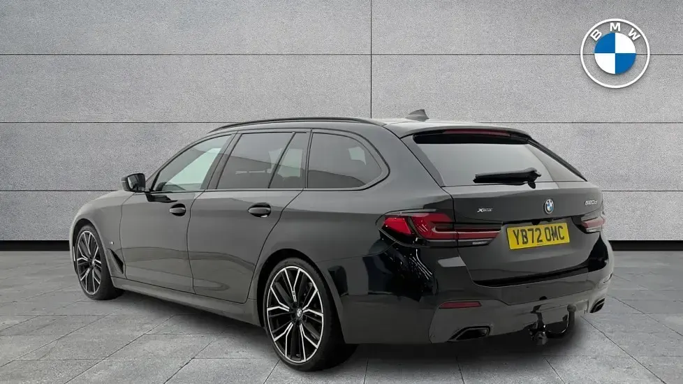 Used BMW 520 M Sport 187 HP (137 kW) 2022 Black Estate