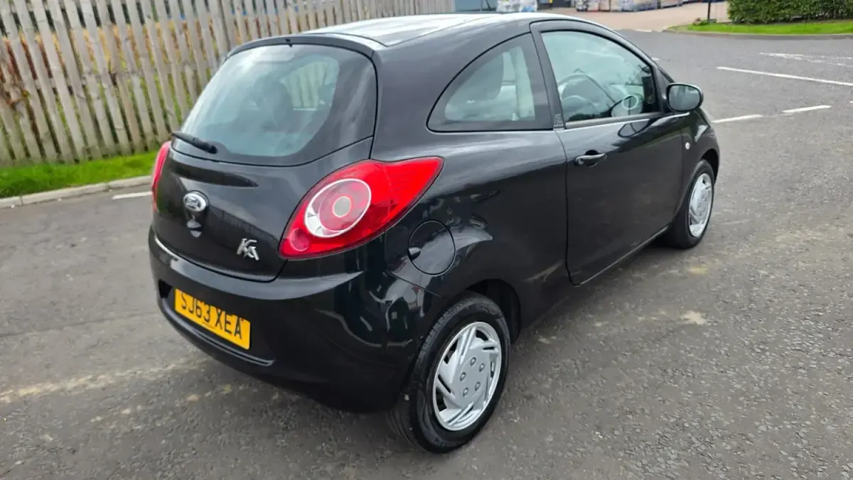 Used Ford Ka 69 HP (50 kW) 2014 Black Hatchback