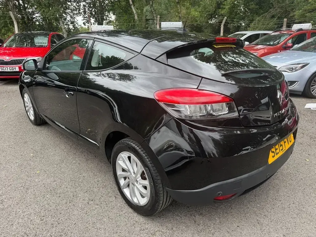 Used Renault Mégane Coupé Dynamique 108 HP (79 kW) 2015 Black Coupe