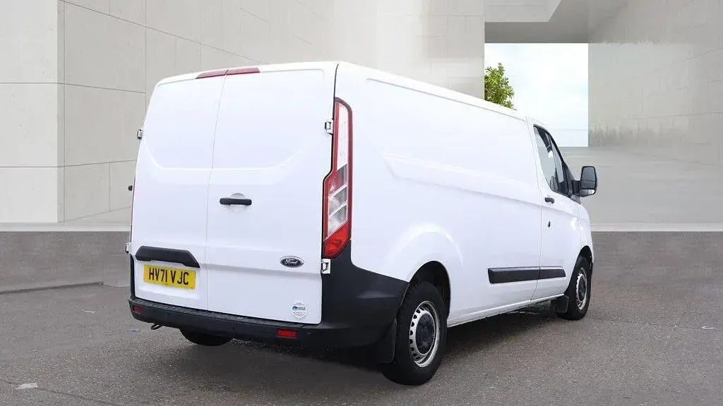 Used Ford Transit Custom S 130 HP (95 kW) 2021 White Van