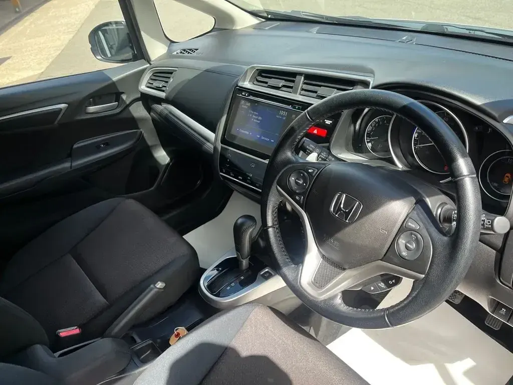 Used Honda Jazz EX 102 HP (75 kW) 2017 White Hatchback