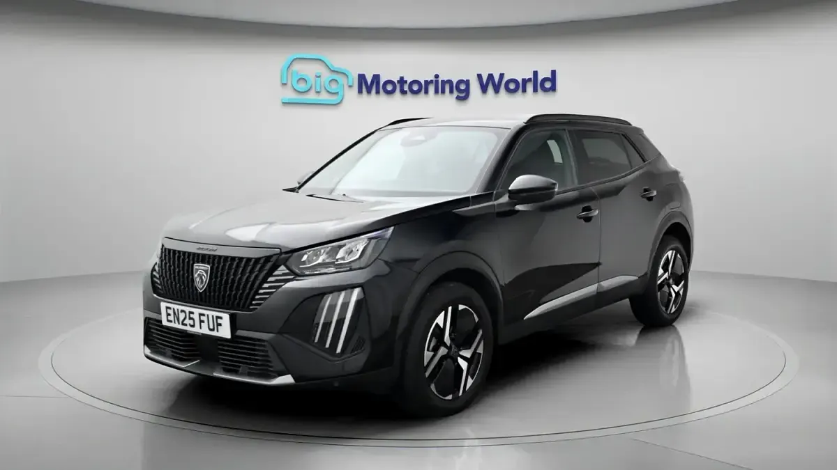 Used Peugeot 2008 Allure 101 HP (74 kW) 2024 Black SUV