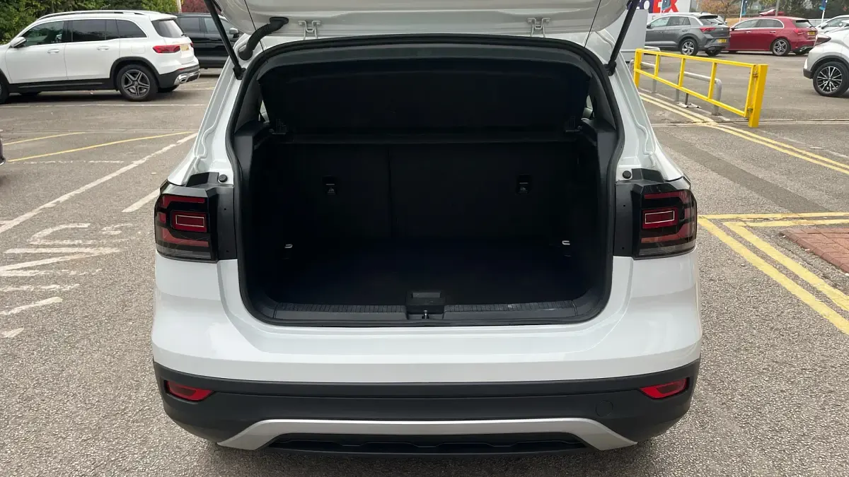 Used VW T-Cross SE 115 HP (84 kW) 2020 White SUV