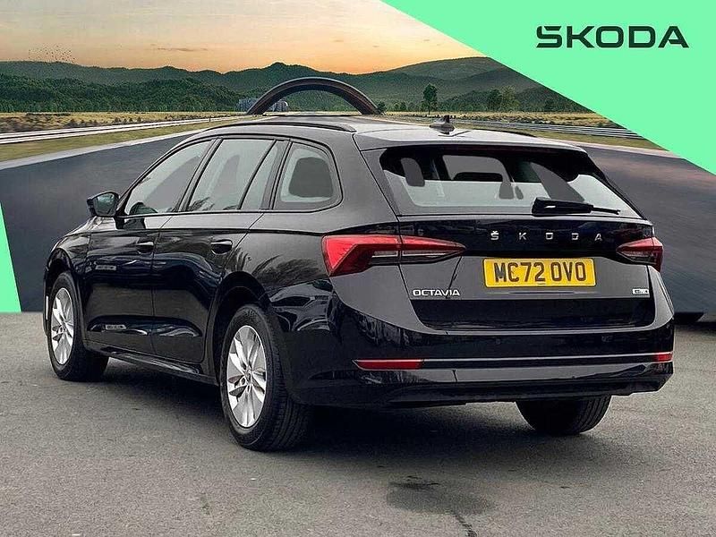 Used Skoda Octavia SE 110 HP (80 kW) 2023 Black Estate
